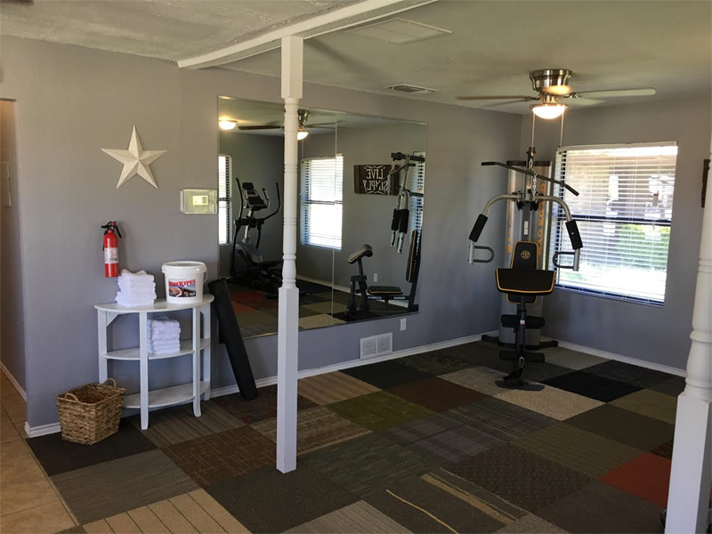 Lakeshore Village Apartments 